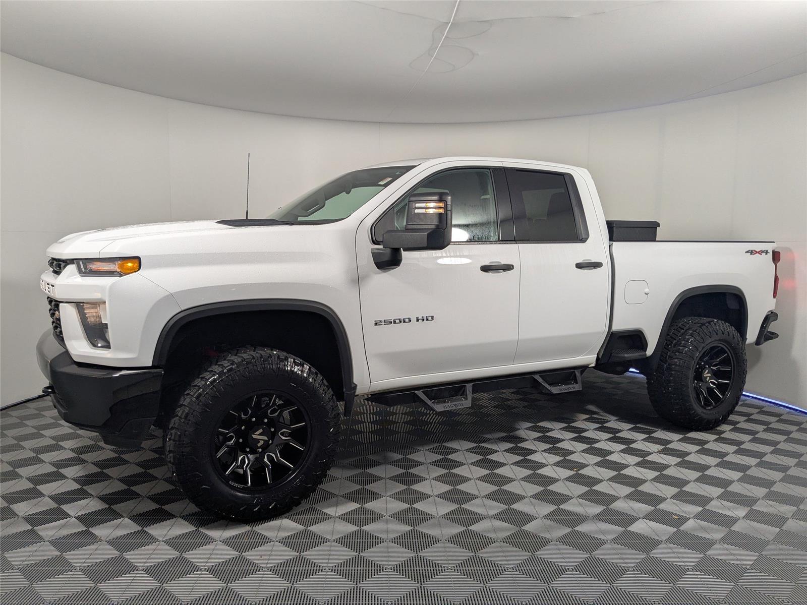 2023 Chevrolet Silverado 2500HD Custom's photo