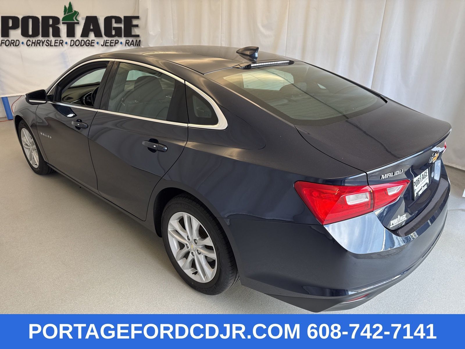 2018 Chevrolet Malibu 1LT photo 4