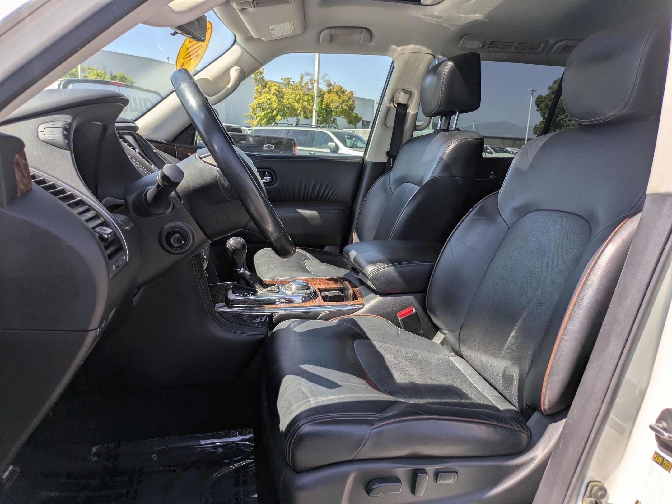 2018 Nissan Armada Platinum photo 18