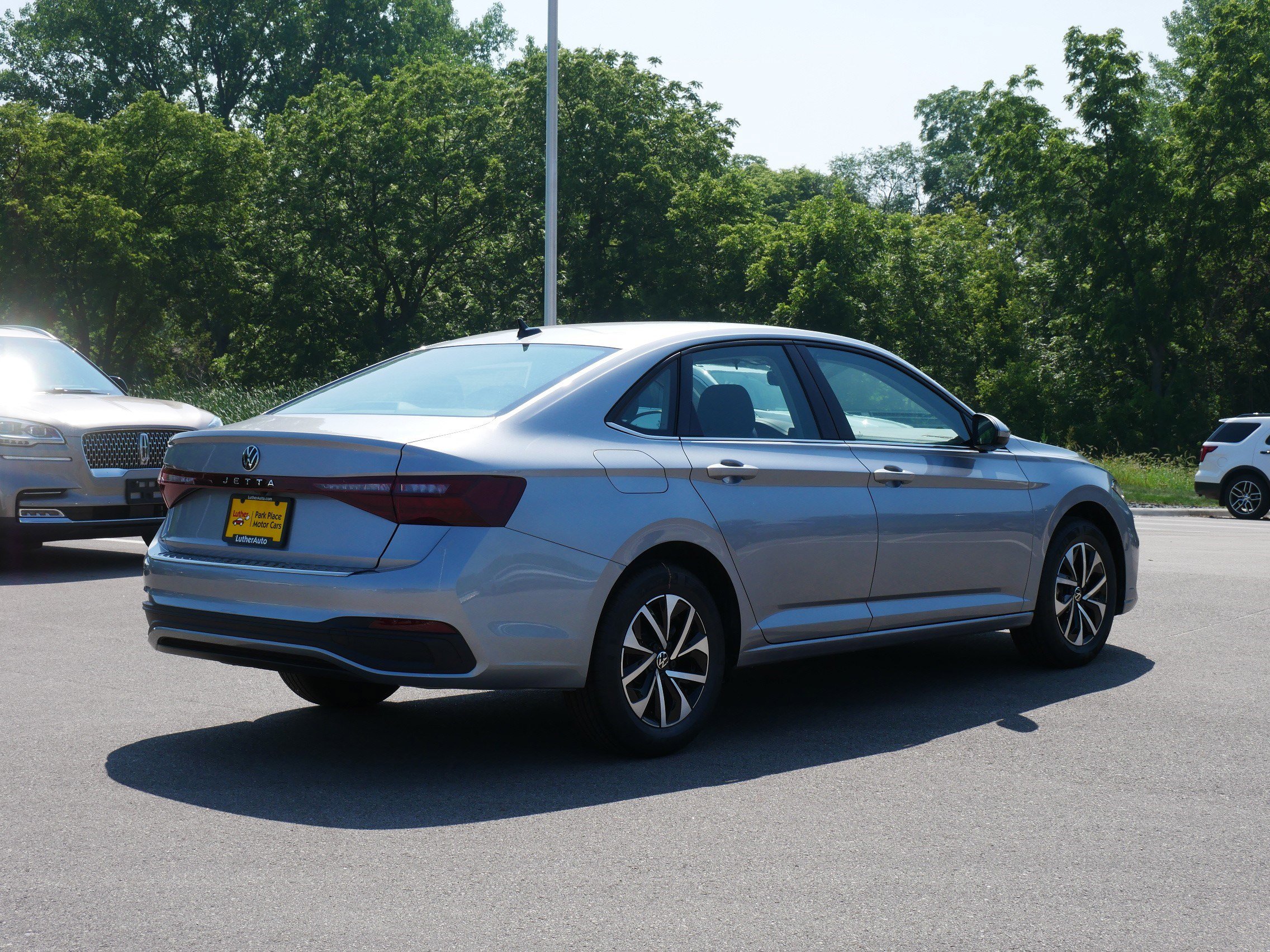 2025 Volkswagen Jetta S photo 2