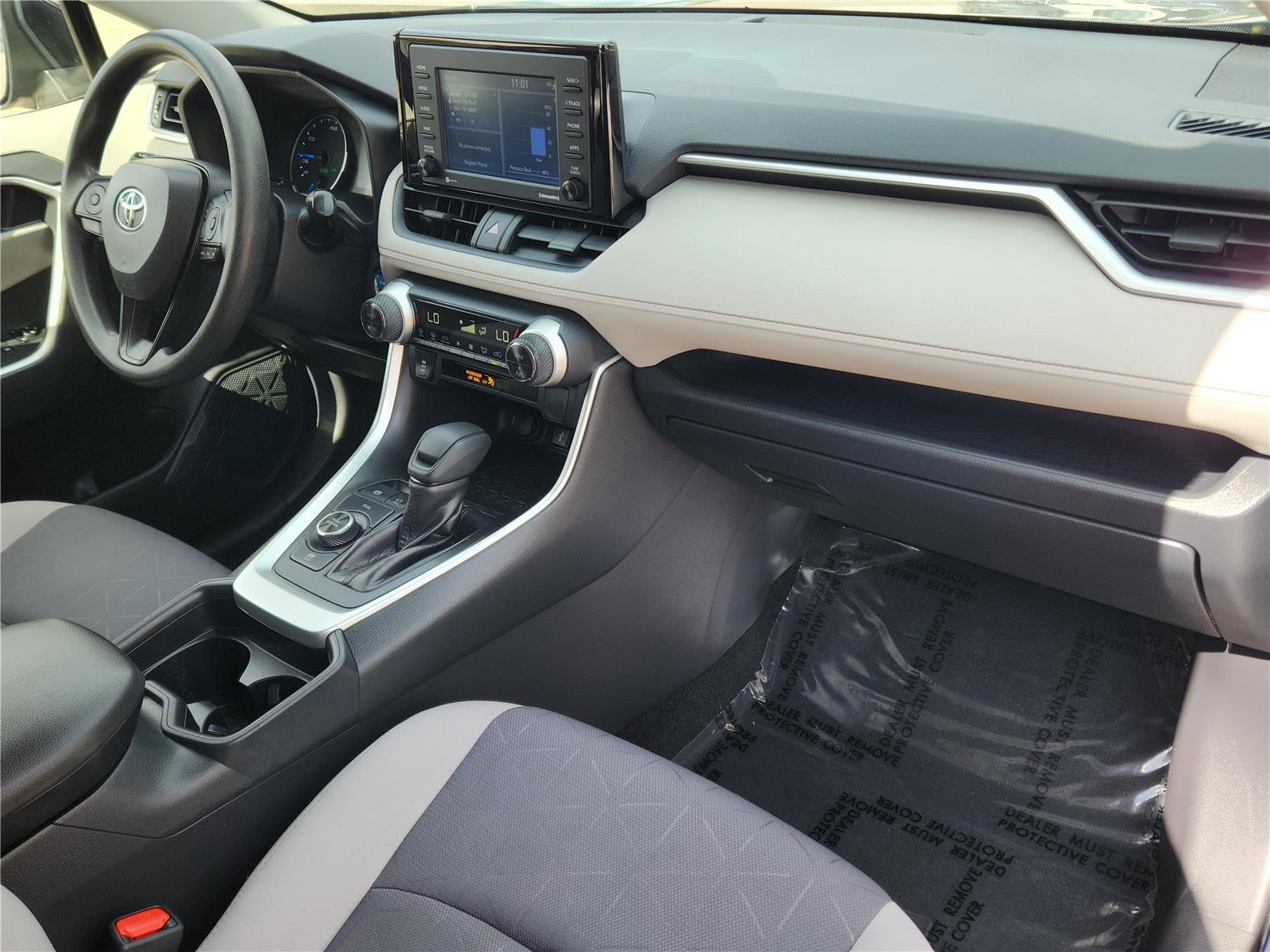 2021 Toyota RAV4 Hybrid XLE photo 14