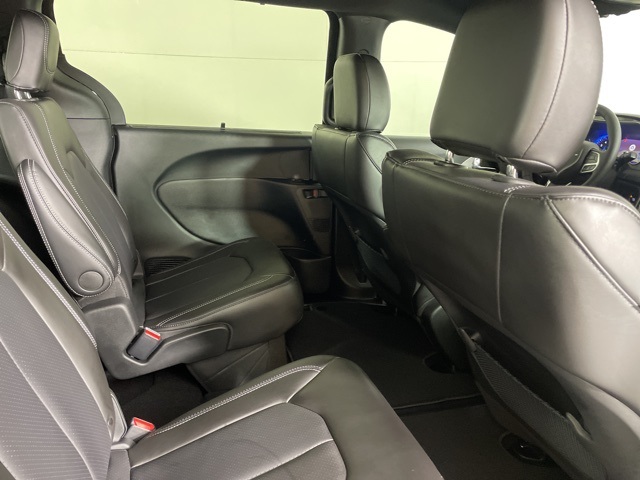 2026 Chrysler Voyager LX photo 16