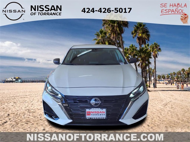 2025 Nissan Altima 2.5 SV photo 2