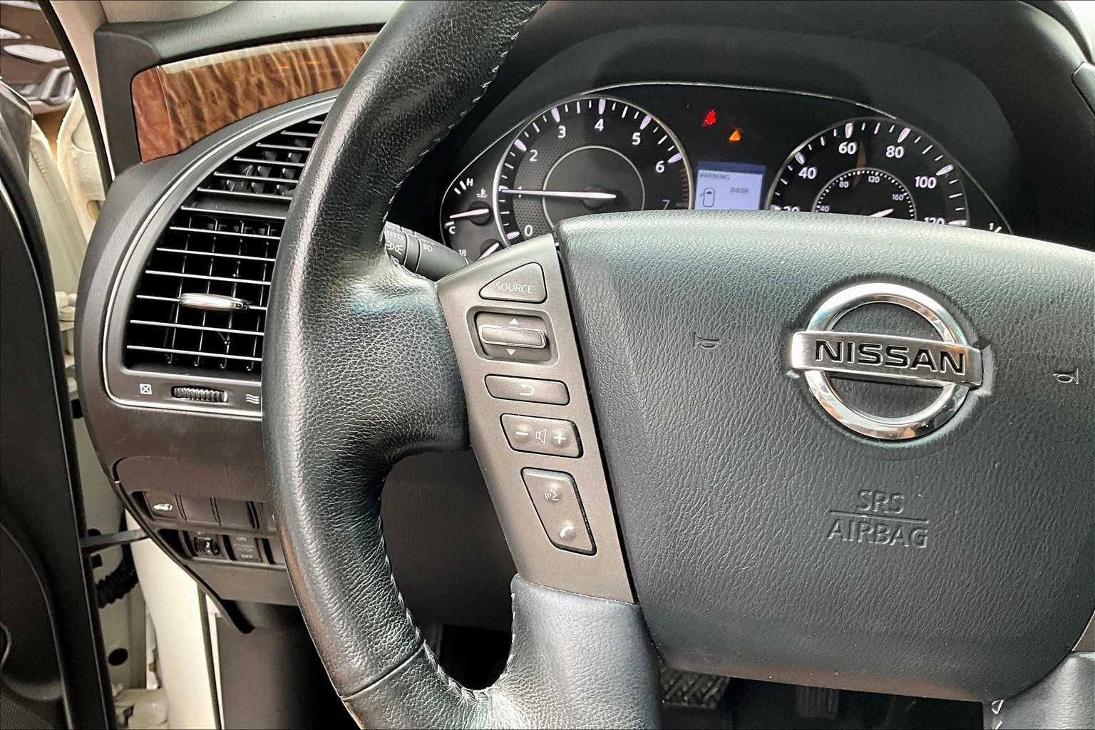 2017 Nissan Armada Platinum photo 22