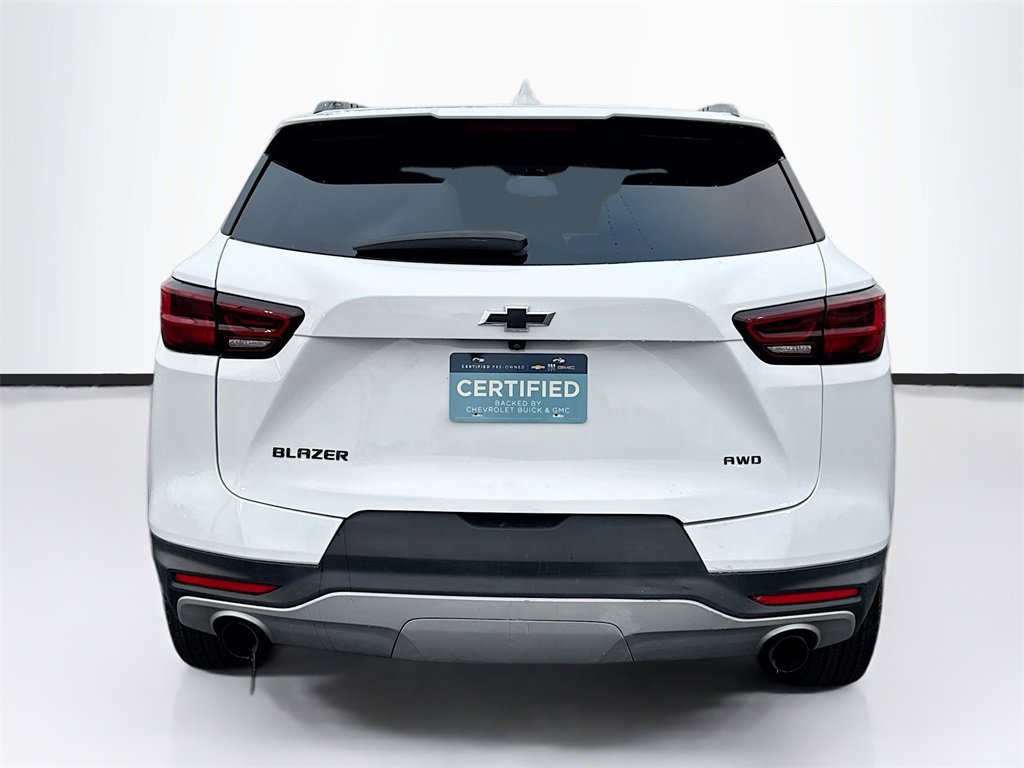 2023 Chevrolet Blazer 2LT photo 2