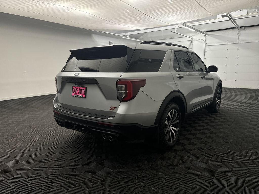 2020 Ford Explorer ST photo 6