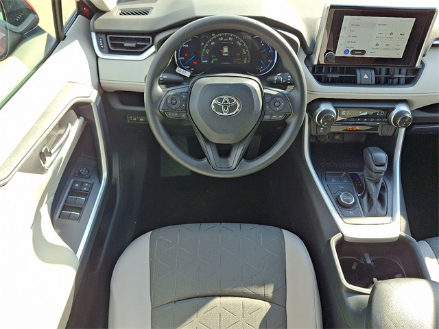 2025 Toyota RAV4 Hybrid XLE photo 9