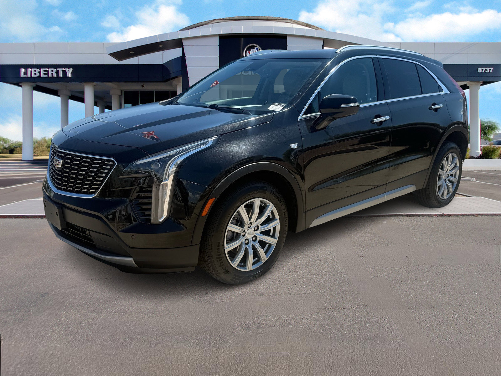 2023 Cadillac XT4 Premium Luxury photo 4