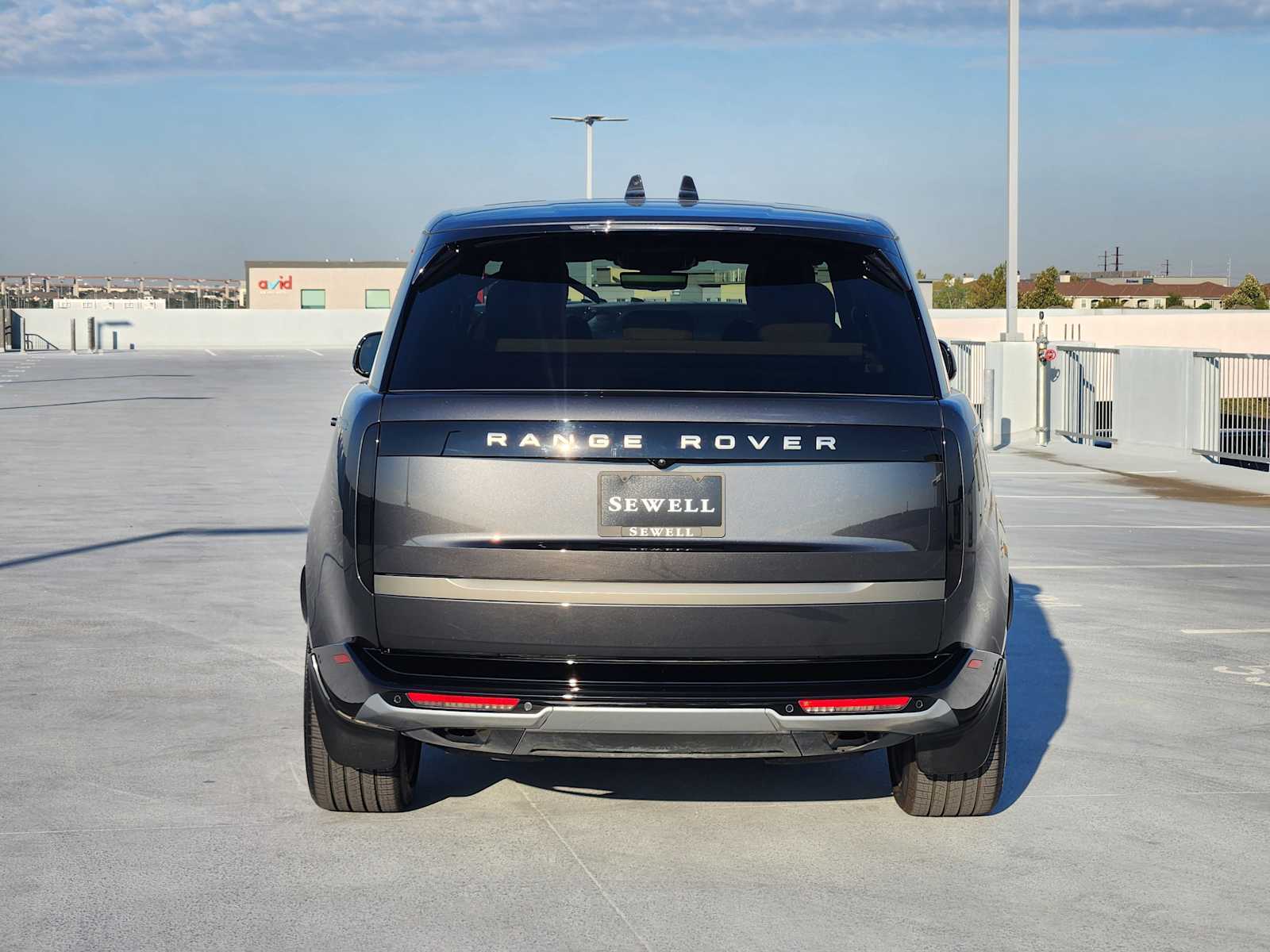 2025 Land Rover Range Rover SE photo 5