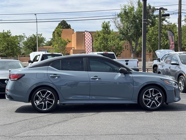 2024 Nissan Sentra SR photo 4