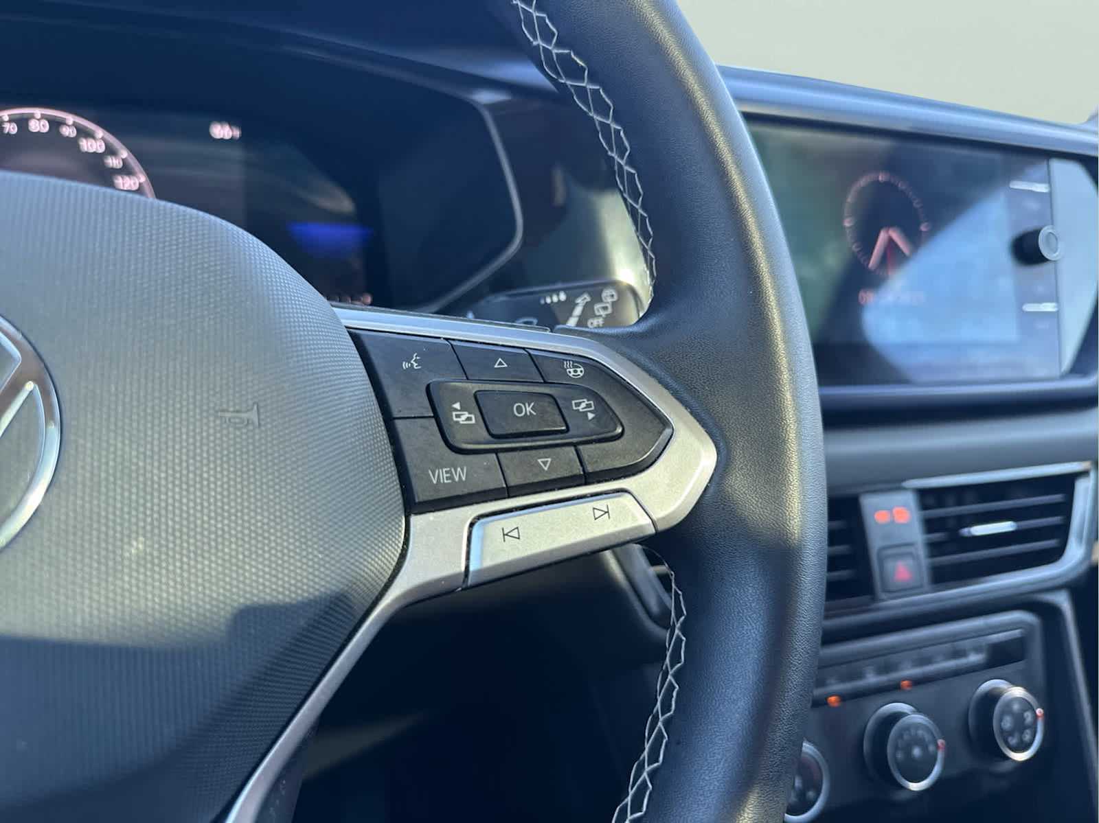 2022 Volkswagen Taos SE photo 24
