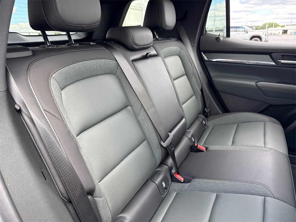 2026 Gmc Terrain AT4 photo 33