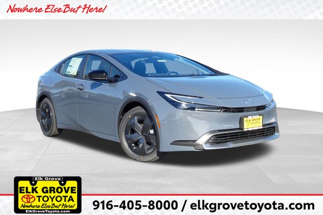 2026 Toyota Prius Base's photo