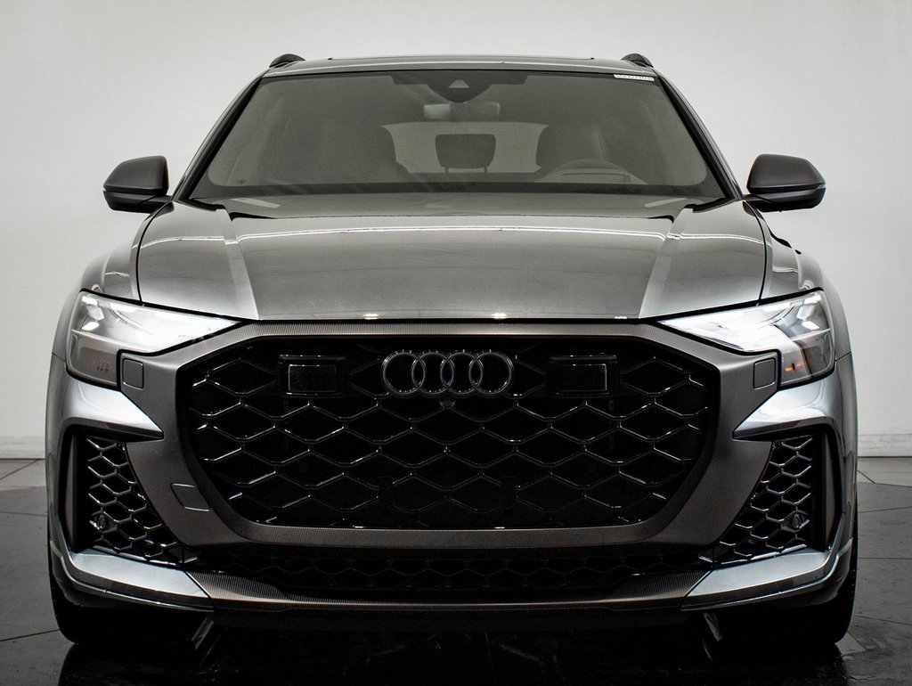 2026 Audi RS Q8 photo 2