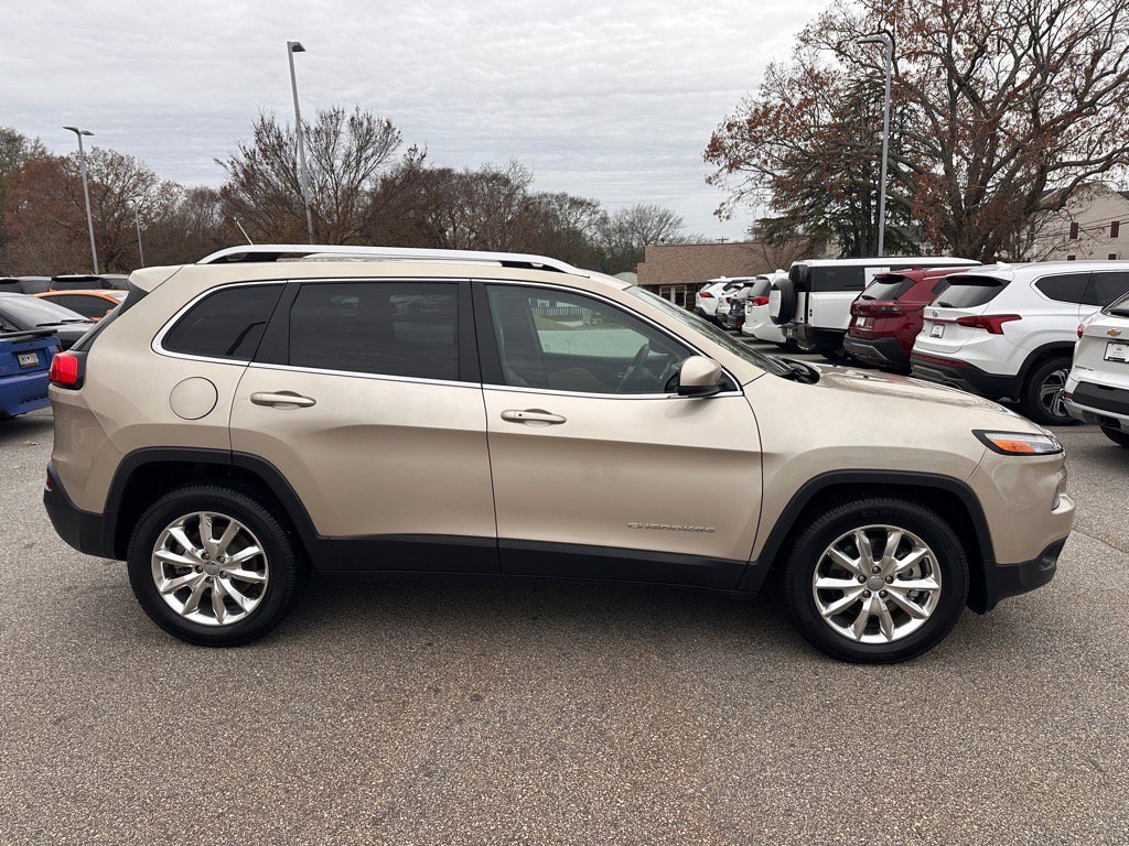 2015 Jeep Cherokee Limited photo 2