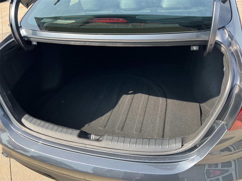 2022 Kia Forte GT-Line photo 10
