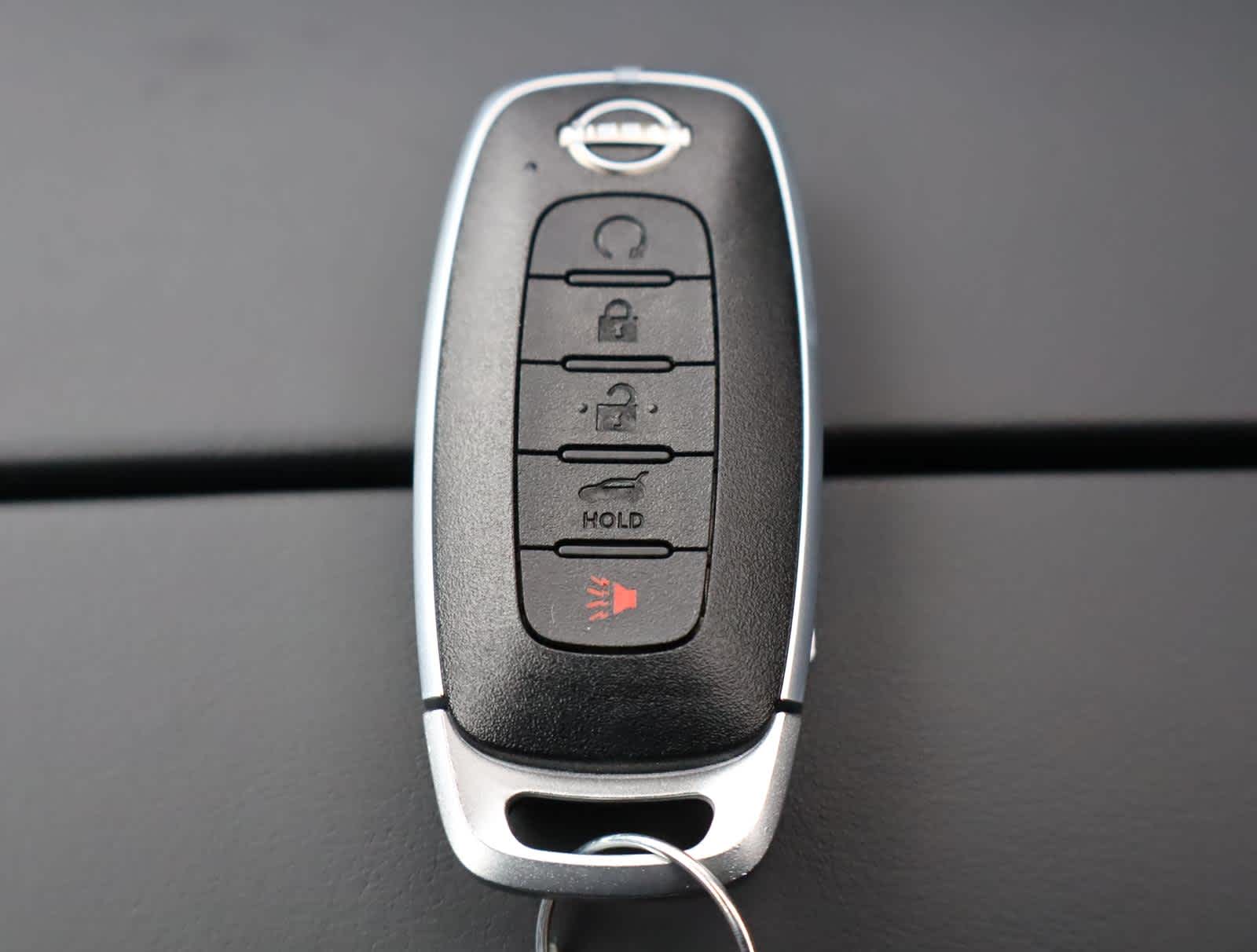 2025 Nissan Rogue SL photo 33