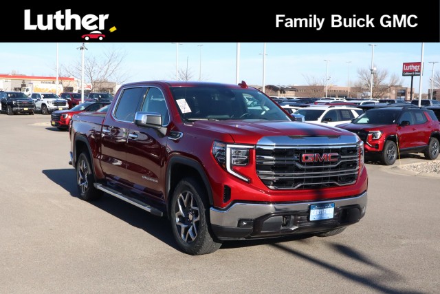 2024 GMC Sierra 1500 SLT's photo