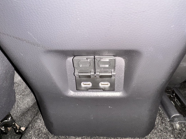 2024 Toyota RAV4 Hybrid XLE photo 21