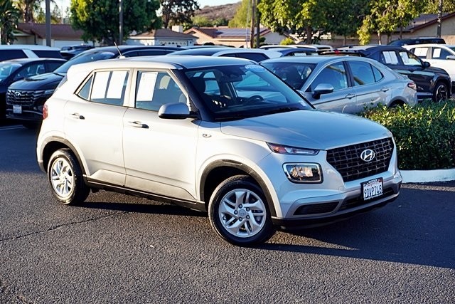 2023 Hyundai Venue SE