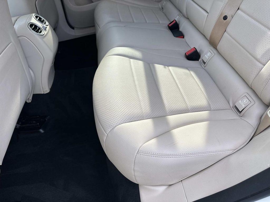 2022 Mercedes Benz GLC 300 4MATIC photo 30