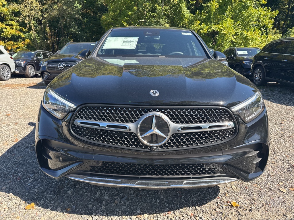 2026 Mercedes Benz GLC 300 4MATIC photo 2