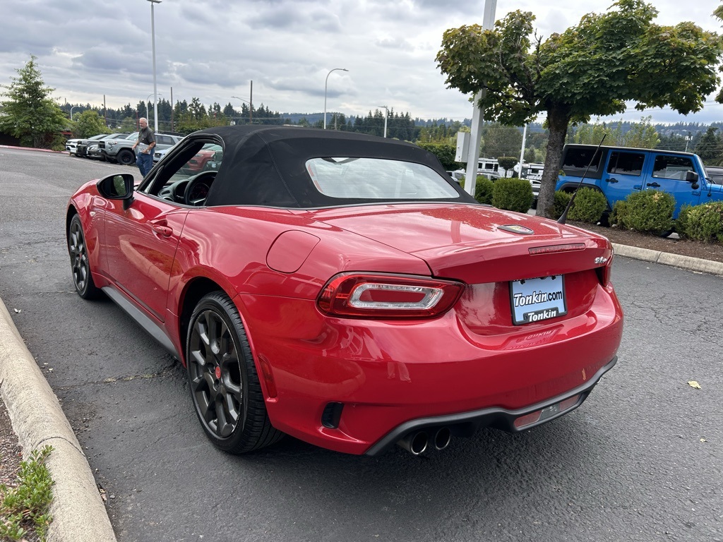 2017 Fiat 124 Spider Abarth photo 8