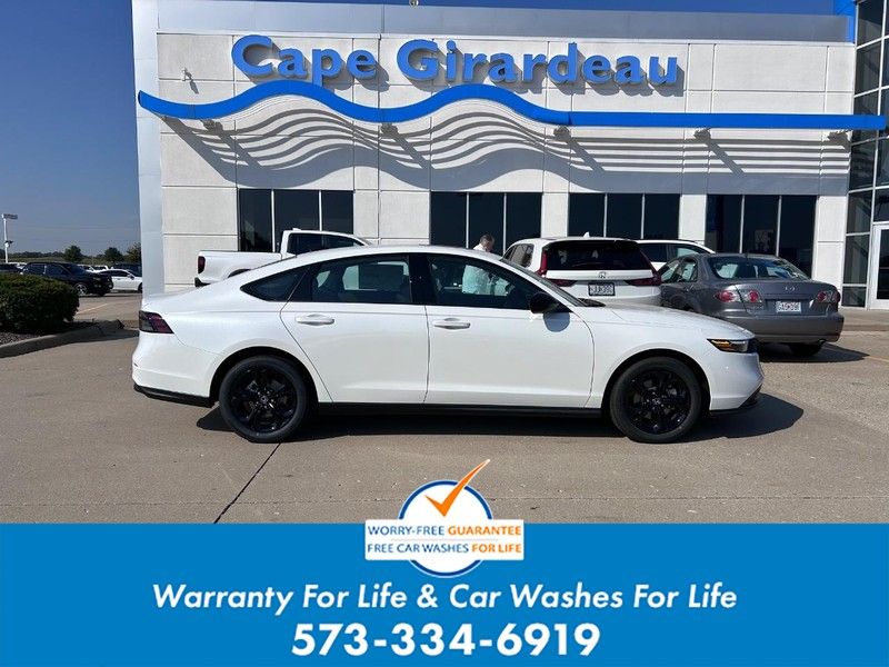 2025 Honda Accord SE's photo