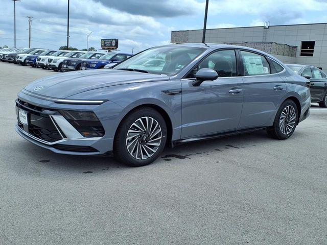 2025 Hyundai Sonata Hybrid