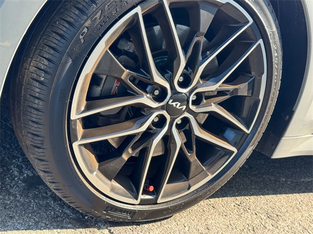 2023 Kia K5 GT photo 14