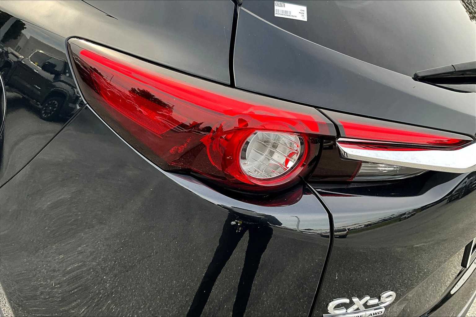 2022 Mazda CX-9 Signature photo 27