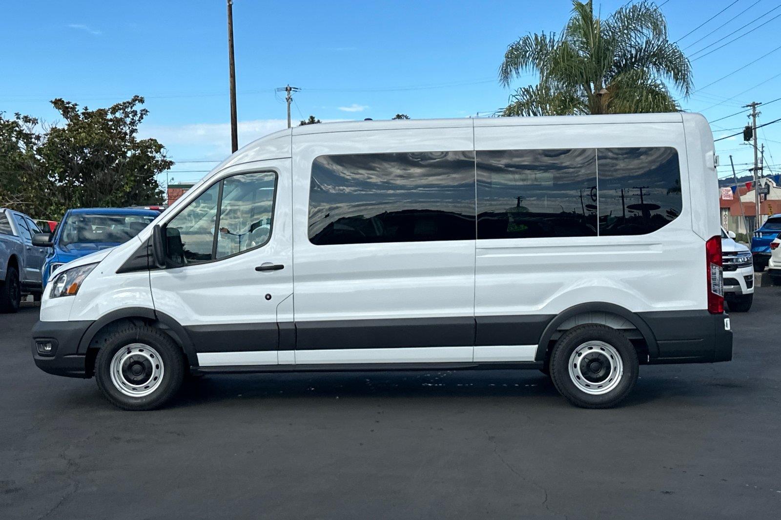 2025 Ford Transit Passenger Van XL photo 3