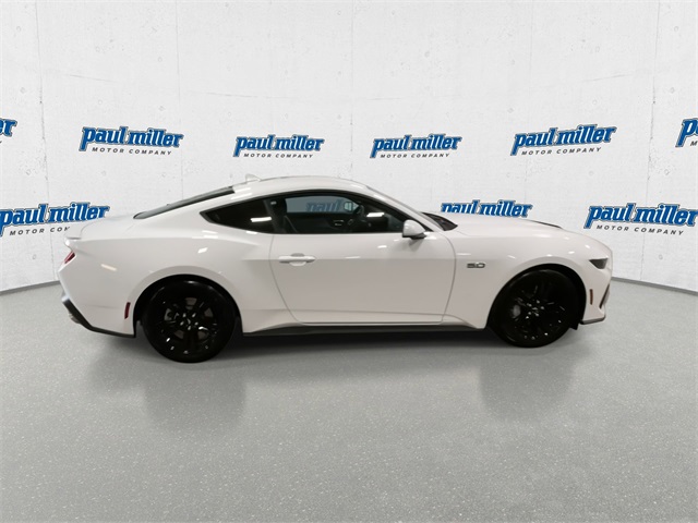 2025 Ford Mustang GT photo 12
