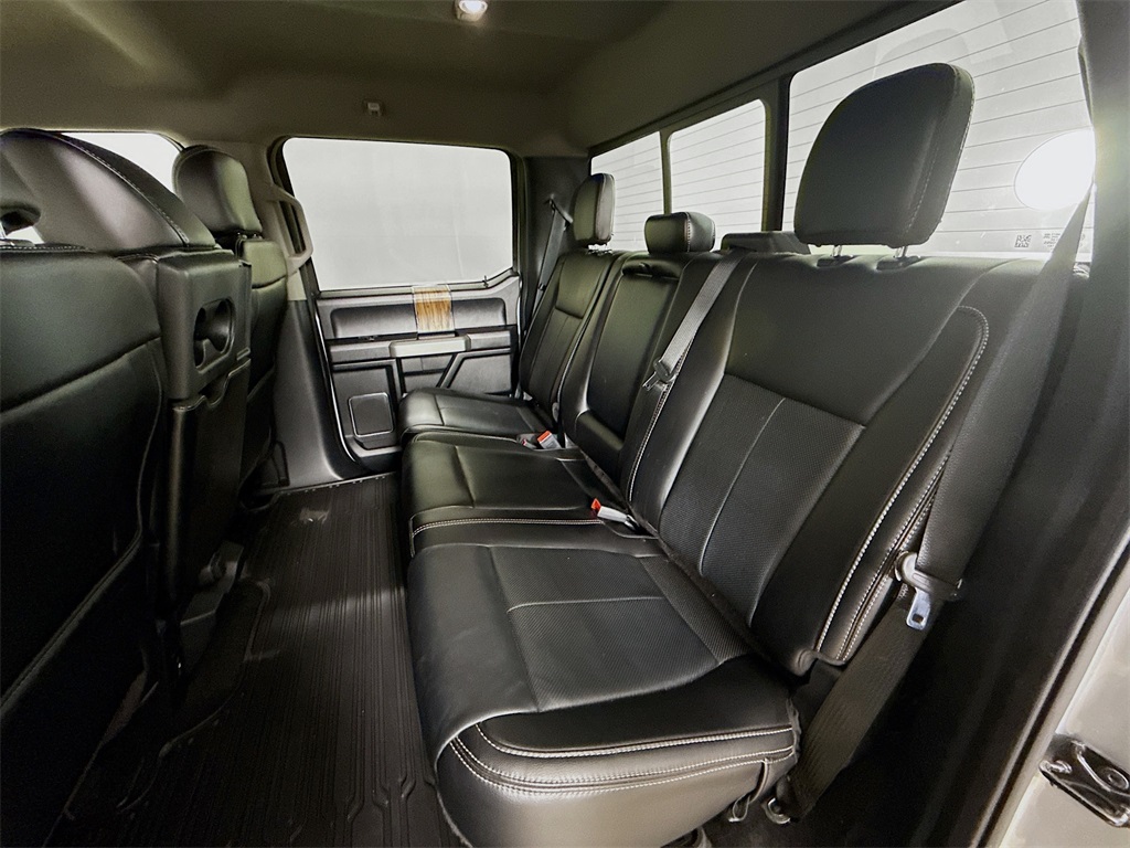 2020 Ford F-150 Lariat photo 21