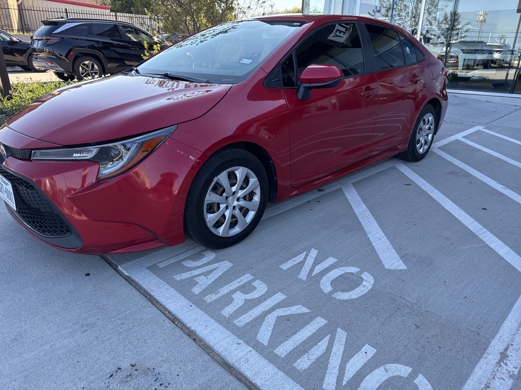 2020 Toyota Corolla LE photo 2