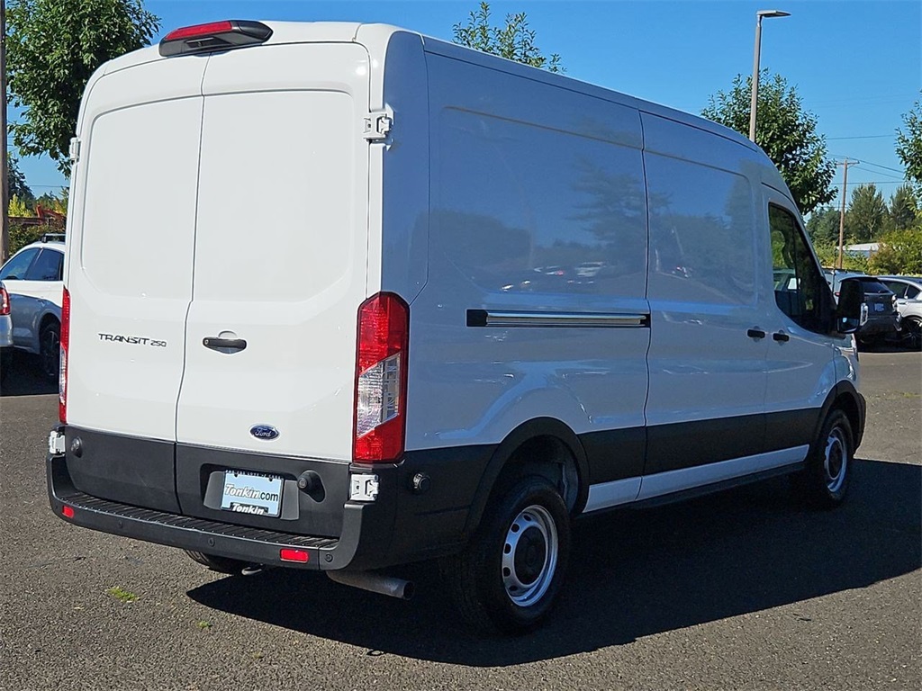 2020 Ford Transit photo 4