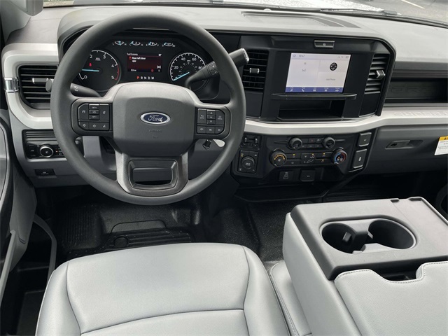 2026 Ford F-250 photo 3