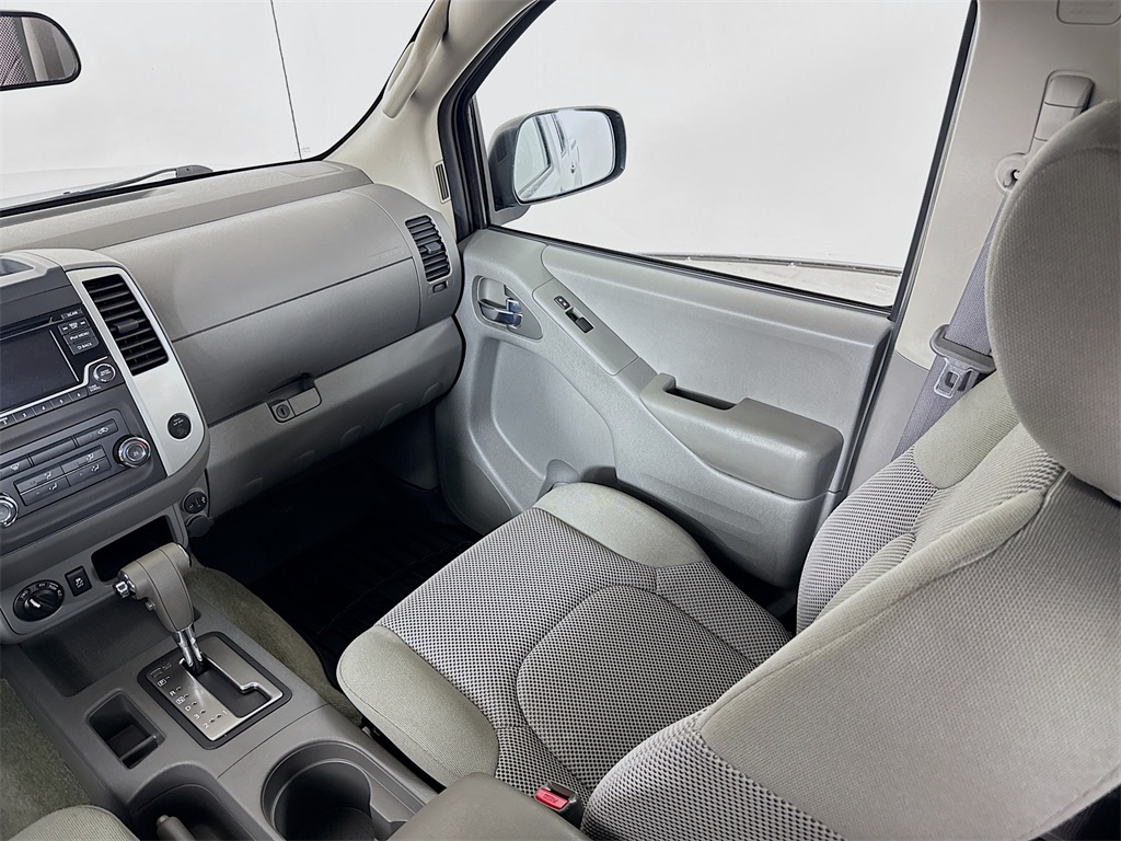 2018 Nissan Frontier SV photo 21