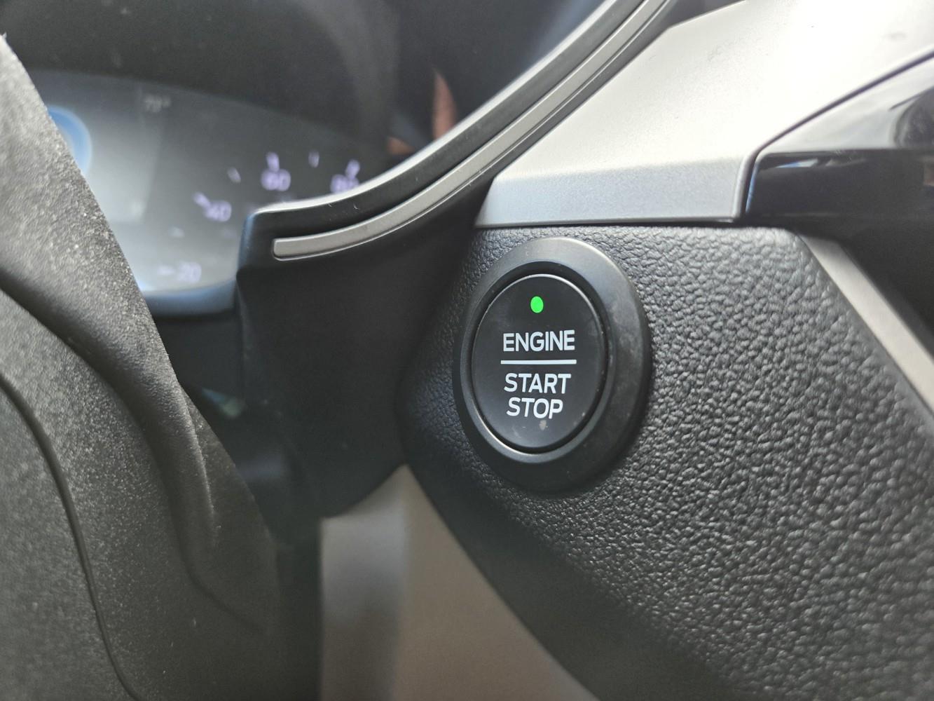 2020 Ford Escape SE photo 20