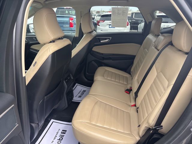 2024 Ford Edge SEL photo 24
