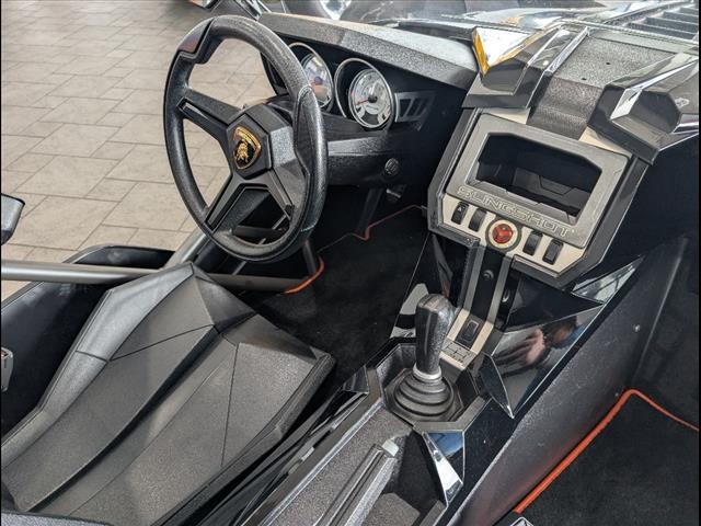 2016 Slingshot Slingshot Open Cab photo 7