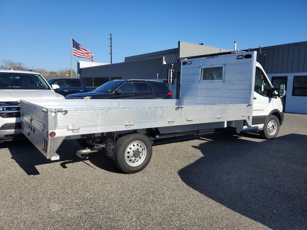 2024 Ford Transit Chassis Cab photo 2