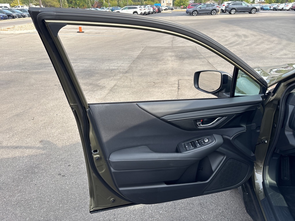 2025 Subaru Outback Premium photo 19