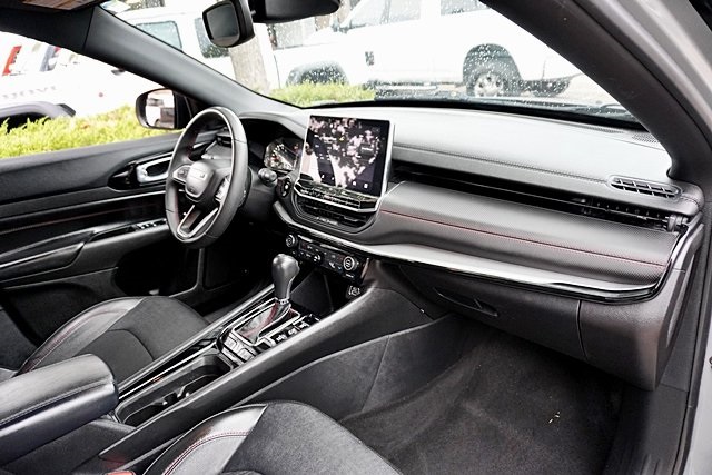 2023 Jeep Compass Trailhawk photo 9
