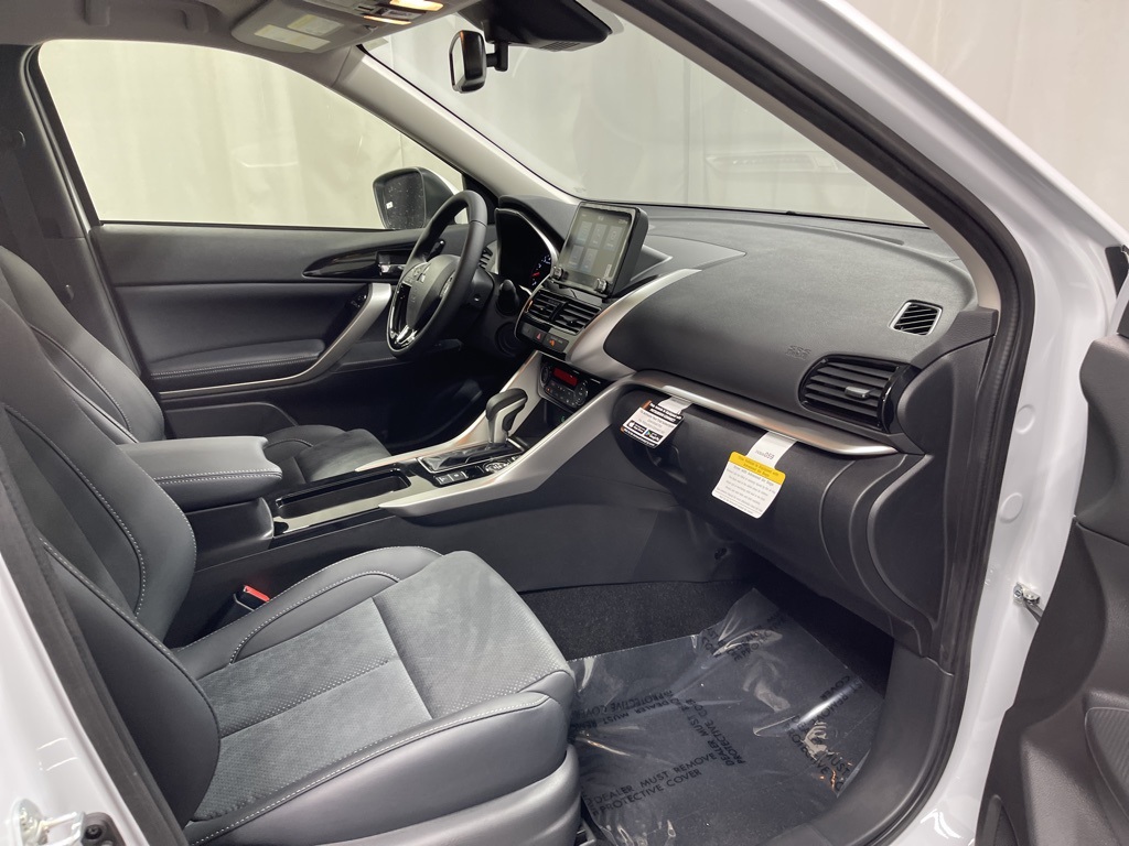 2025 Mitsubishi Eclipse Cross SE photo 27