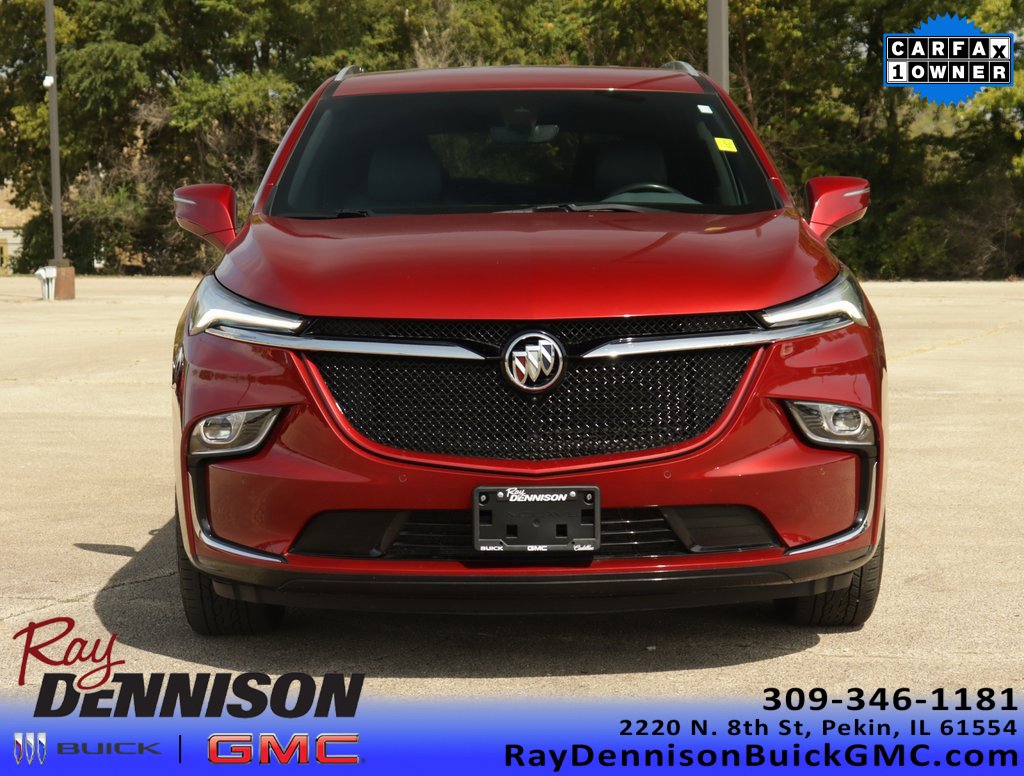 2022 Buick Enclave Essence photo 2