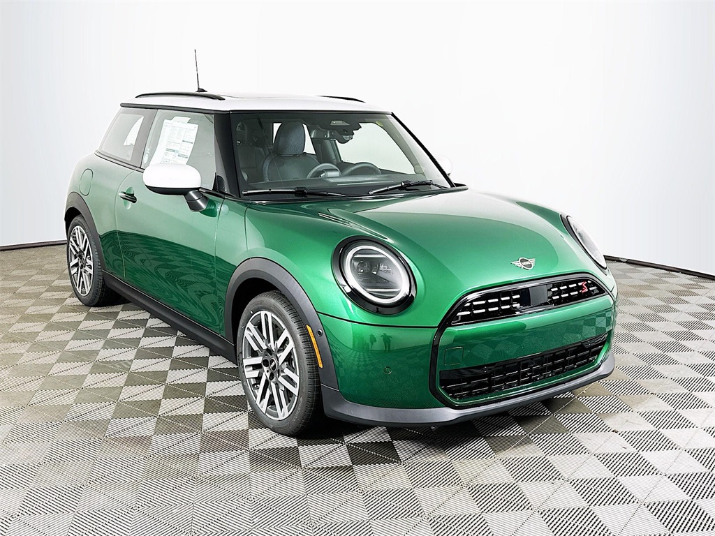 2026 Mini Cooper 2 Door Hardtop Signature photo 3