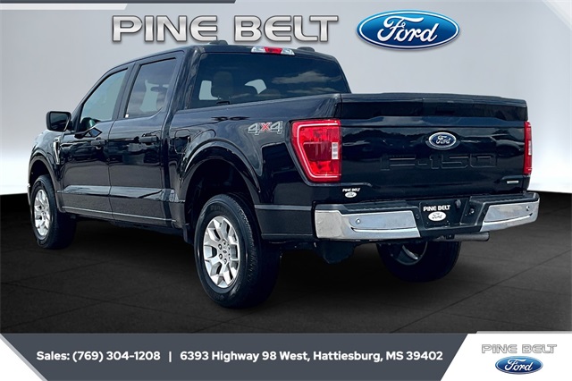 2023 Ford F-150 XLT photo 2