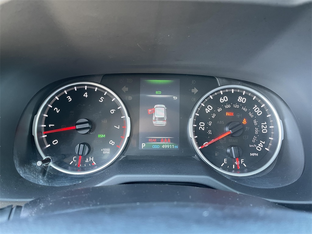 2022 Toyota RAV4 XLE photo 22