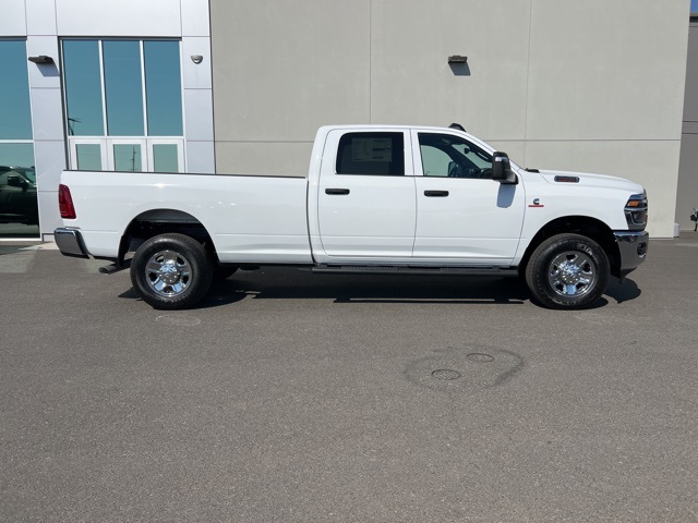 2025 Ram 2500 Tradesman photo 2